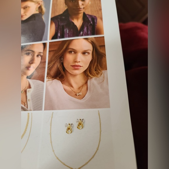 Cabi Bow-tiful Earrings Fall 25 NWT Item 2291 - Picture 3 of 3